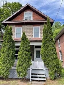 Peterborough House for sale:  4 bedroom  (Listed 2021-07-07)